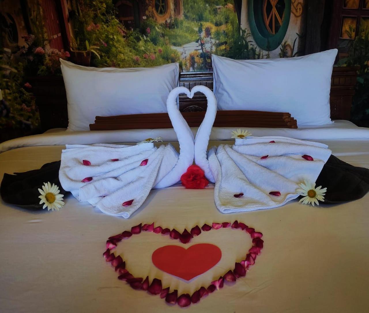 Hotel Nature Bromo And Resort パスルアン エクステリア 写真