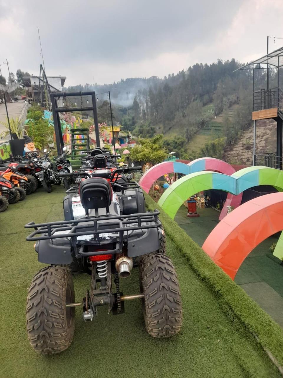 Hotel Nature Bromo And Resort パスルアン エクステリア 写真