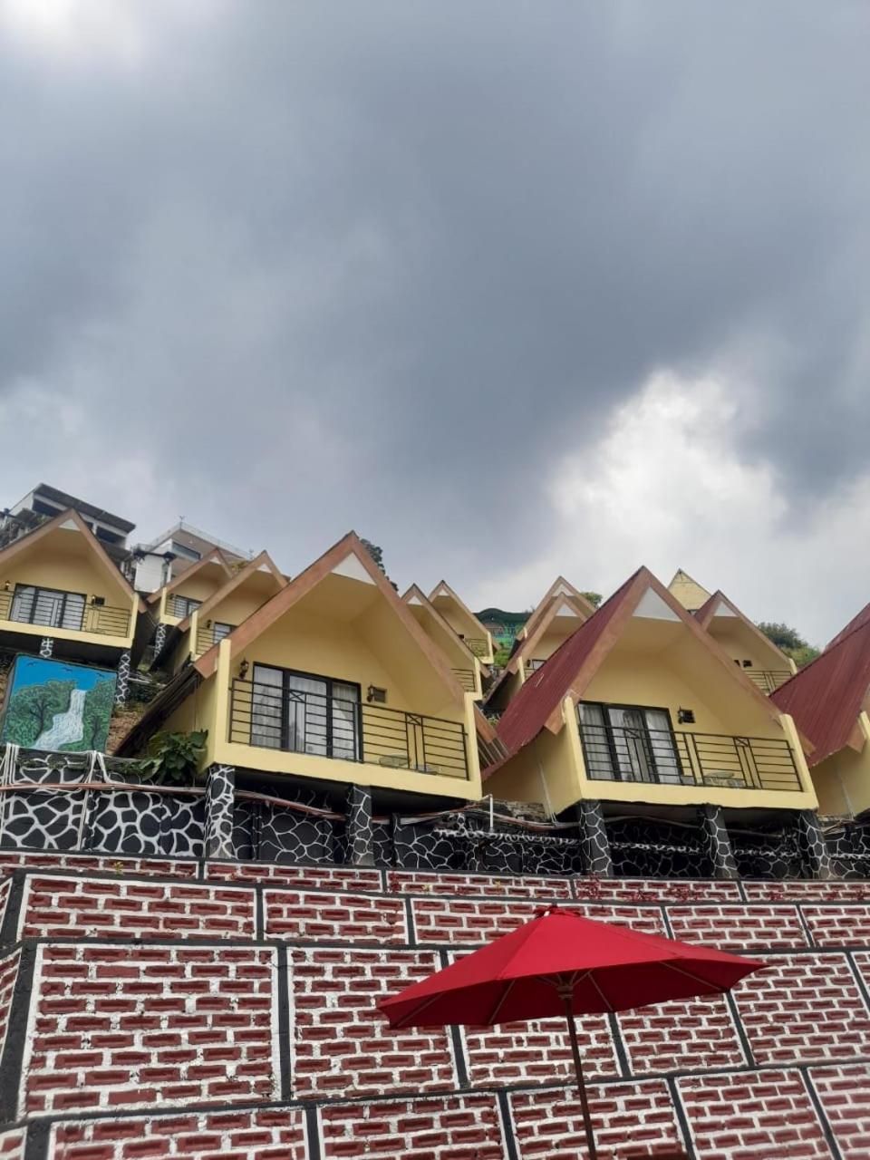 Hotel Nature Bromo And Resort パスルアン エクステリア 写真