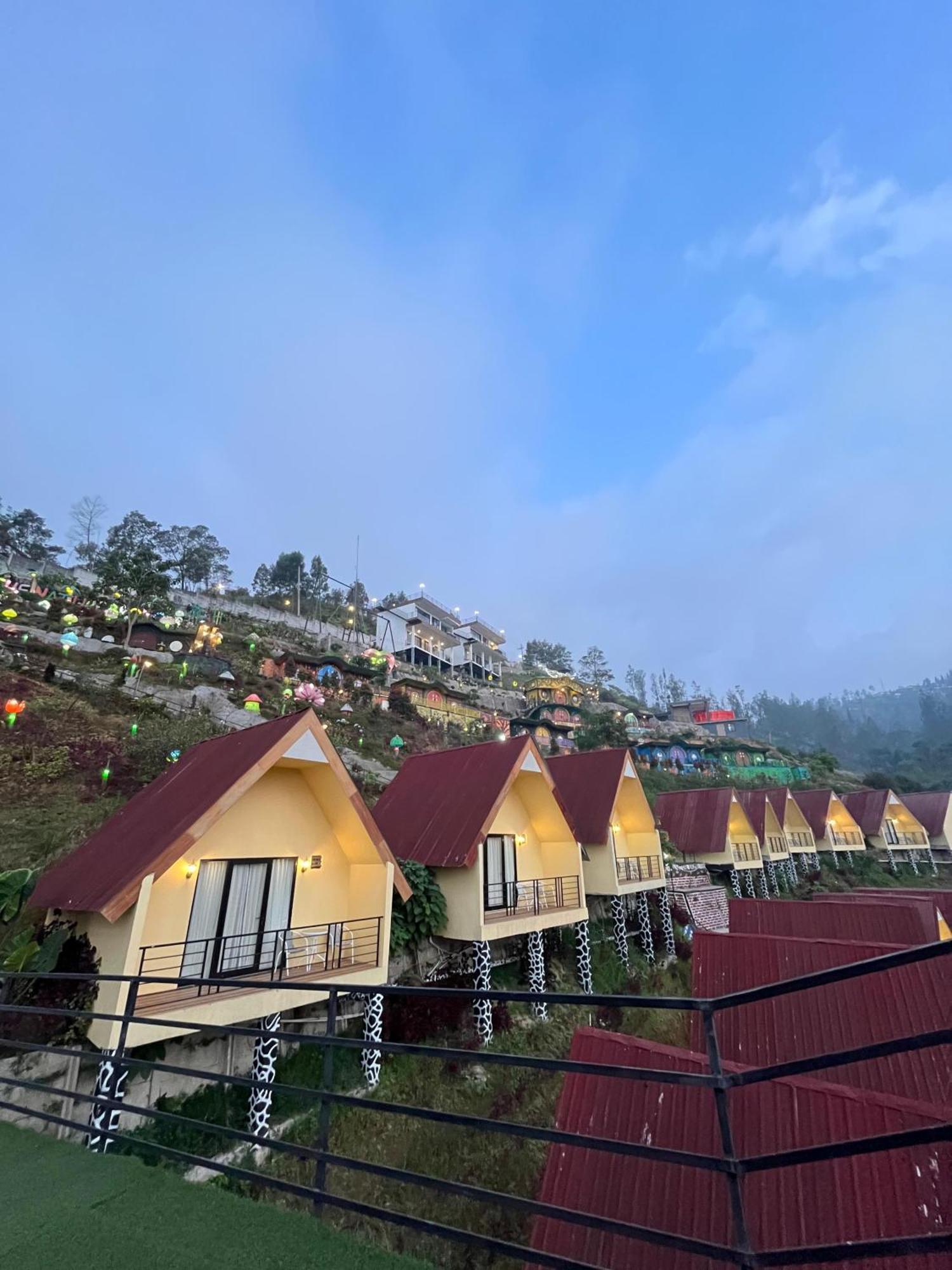 Hotel Nature Bromo And Resort パスルアン エクステリア 写真